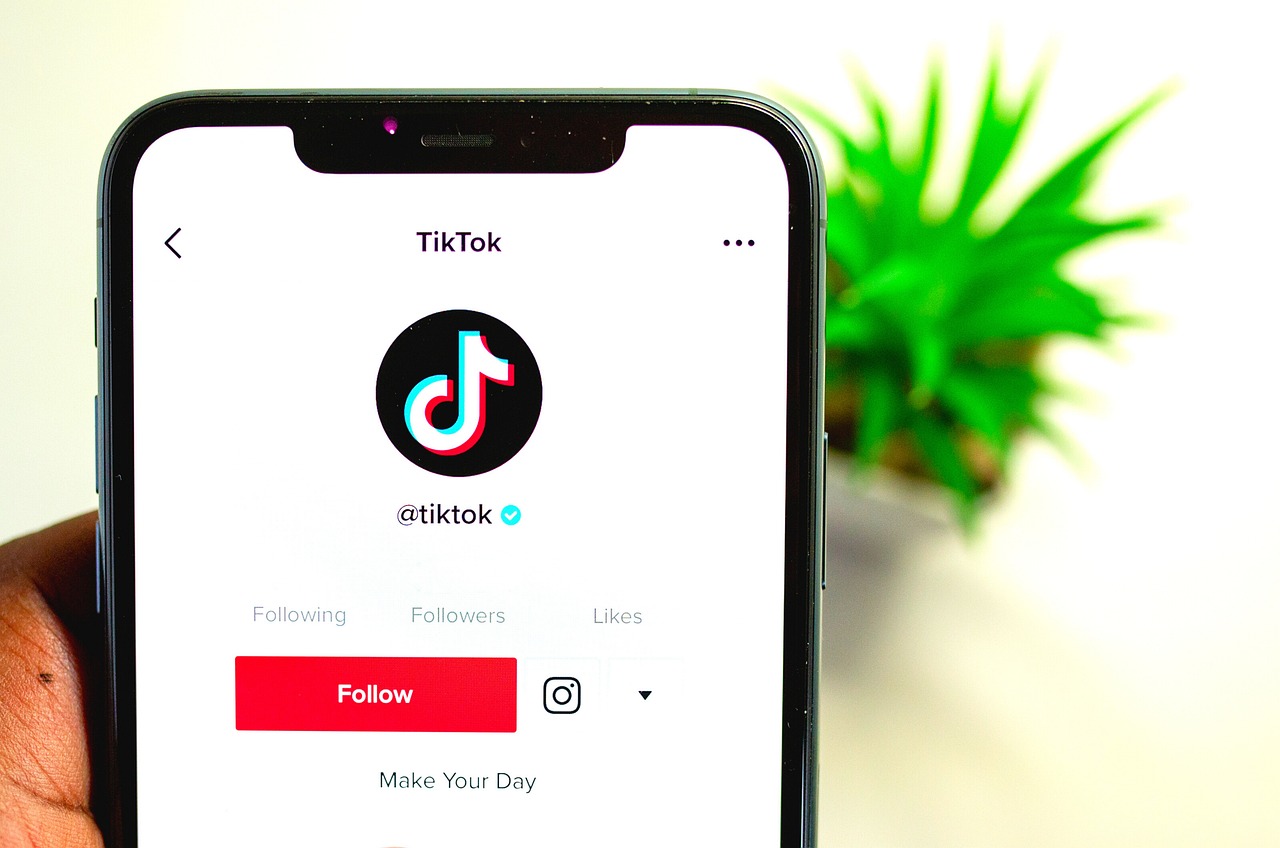 découvrez tout ce qu'il faut savoir sur les applications mobiles : actualités, développement, tendances et conseils pour optimiser l'expérience utilisateur sur smartphone et tablette.